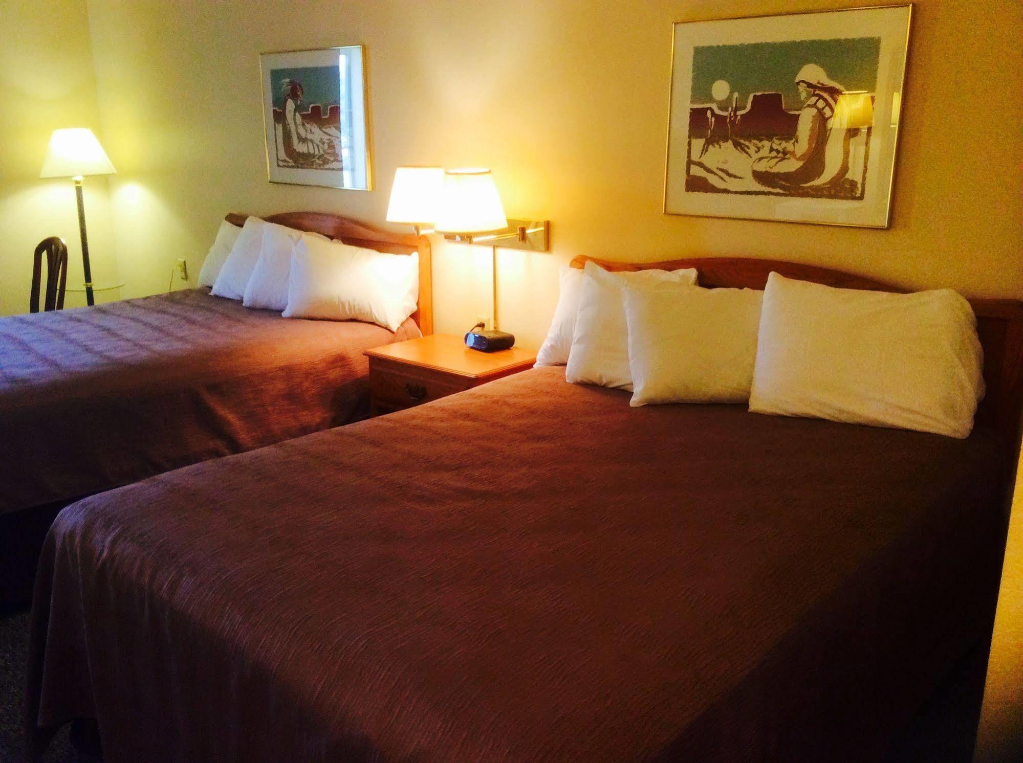 Deerwood Forty Club Inn מראה חיצוני תמונה